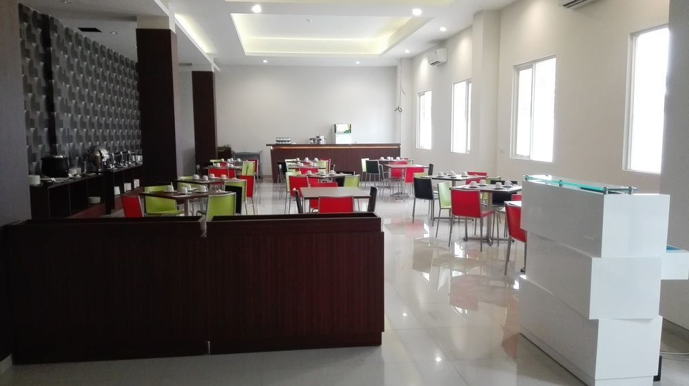 Midtown Xpress Sampit - Kalimantan Tengah Eksteriør bilde
